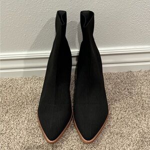 Elegant Black Women's Boots